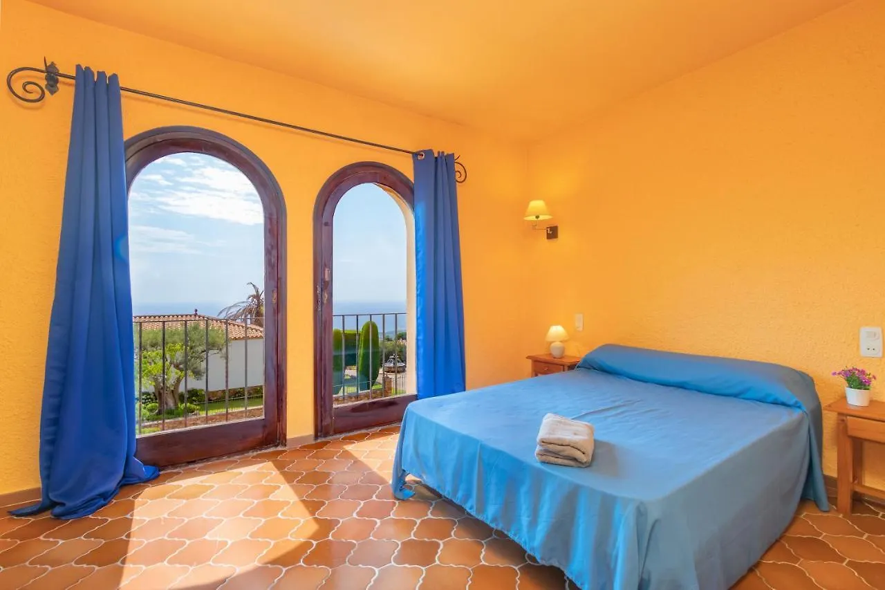 Villa Elena 0*, Castell-Platja d'Aro